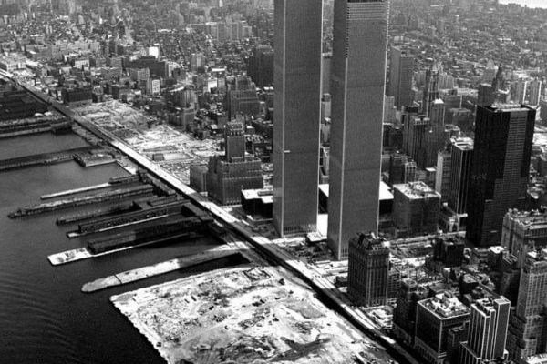 wtc-9-11-2001-162160192305927490E201CB-418E-5474-9B4C-8FF14E98C2A3.jpg