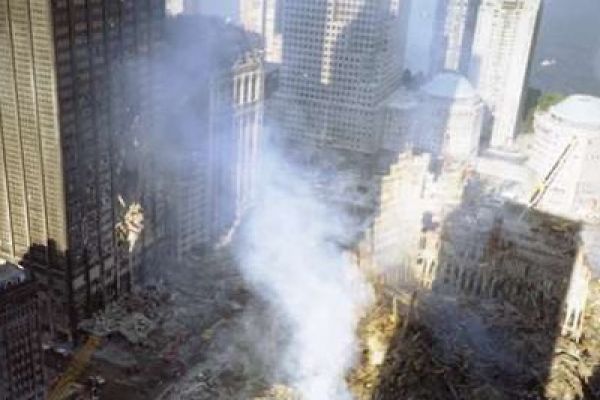 wtc-9-11-2001-1621875615196675BD30D4DC-09E5-BCFD-54D7-DD4C0C1DD819.jpg