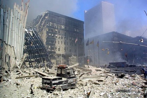 wtc-9-11-2001-1621877291504828810617A2-47BD-05FB-1E1B-1789ADDC0902.jpg