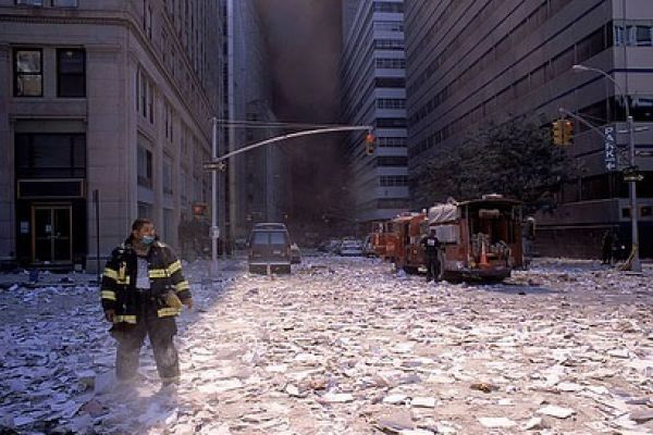 wtc-9-11-2001-1621877291504951F9B36F85-5C01-93F2-83A9-659793E672D8.jpg