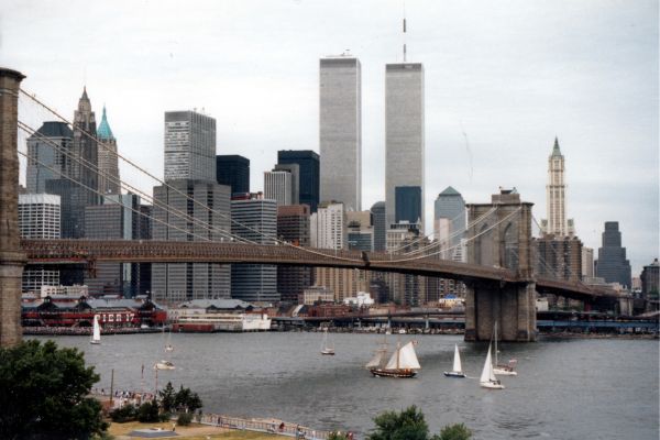 world-trade-center-cityscape-view-from-main-street-brooklyn-199580719856-11FA-FEBB-0B94-0D70B0B827AA.jpg